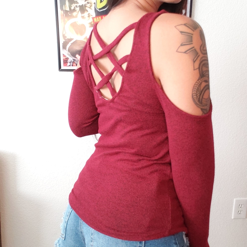 Red sexy long sleeve top